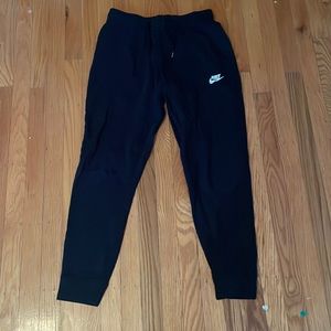 black nike sweatpants